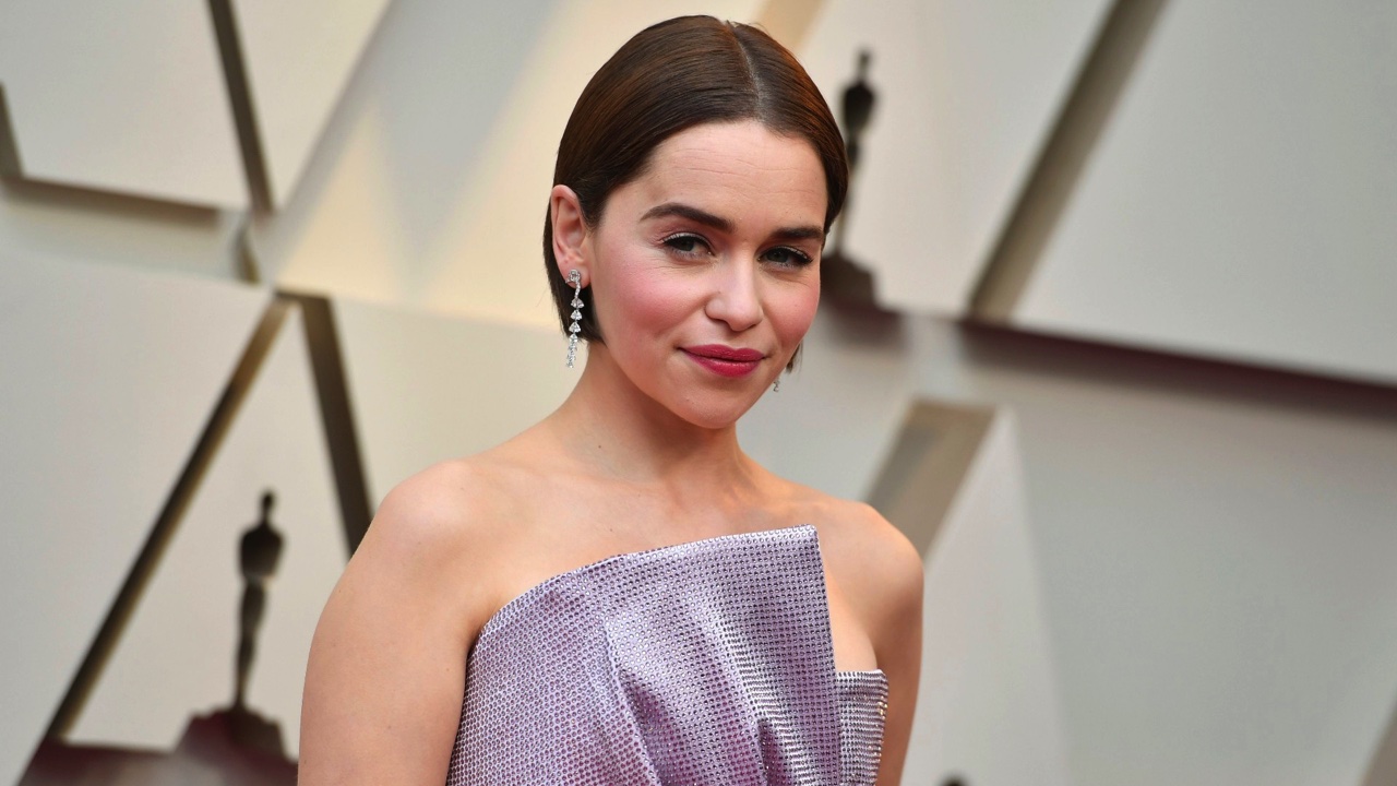 Emilia Clarke - Biography, Is She Married?, Husband ...