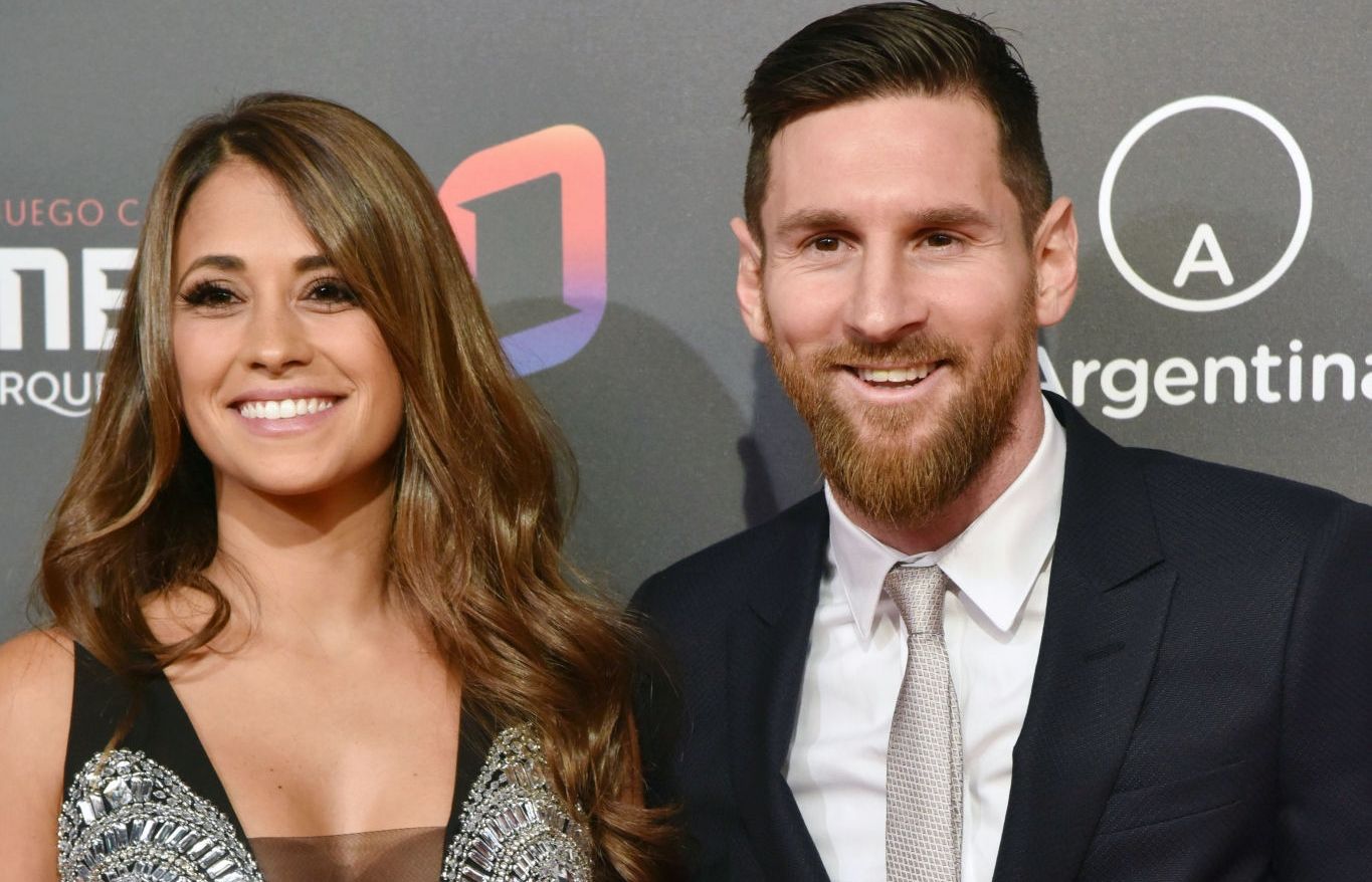 Antonella Roccuzzo Age / Lionel Messi Marries Childhood ...