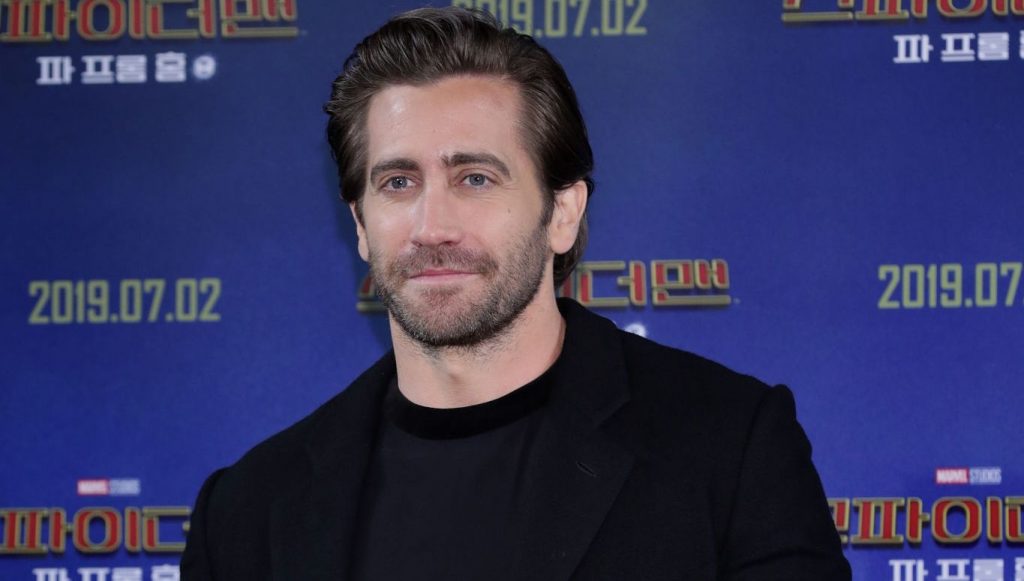 Jake Gyllenhaal 2013 dating