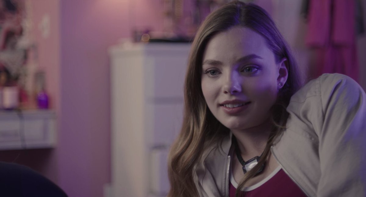 Kristine froseth Sierra Burgess is a Loser