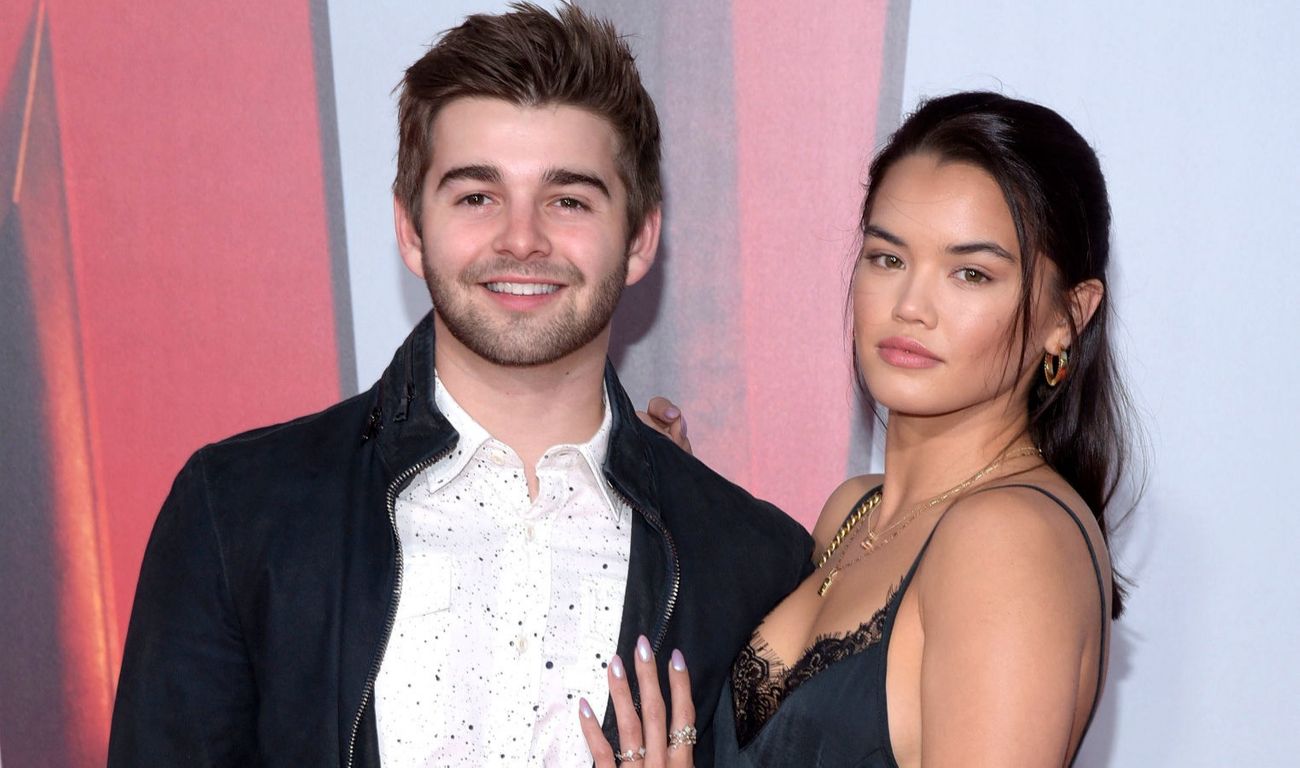 Jack Griffo and Paris Berelc 