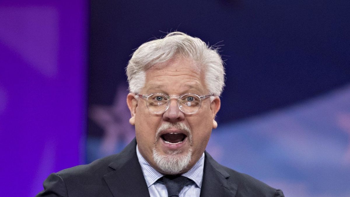 The truth about Glenn Beck's wife and his Personal life (2023)