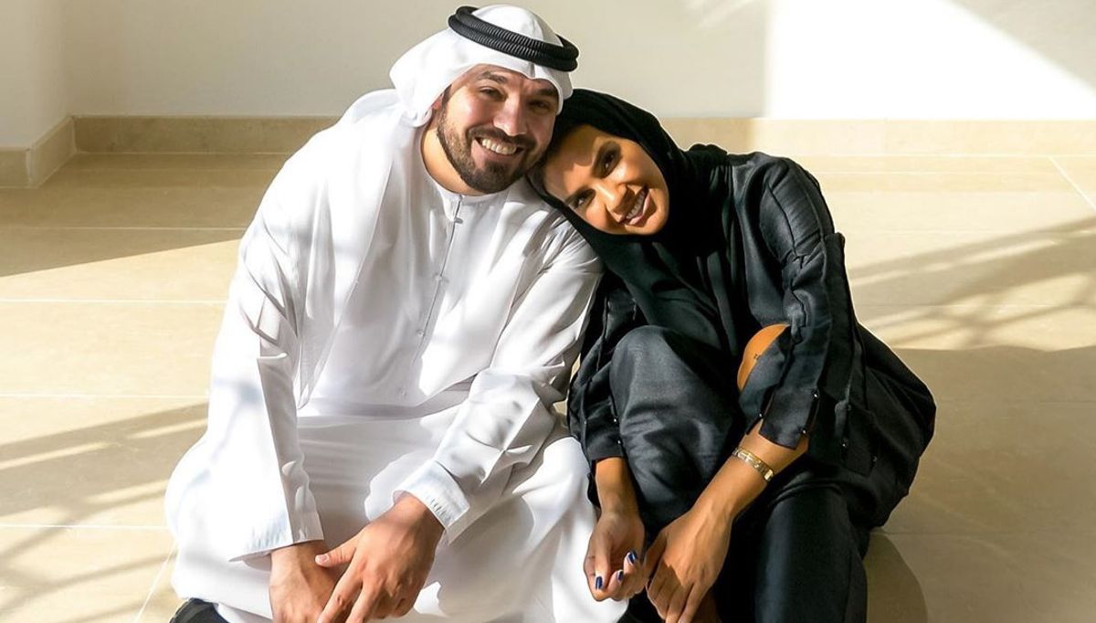 Khalid was born in the UAE to an Emirati father and a Scottish mother. 