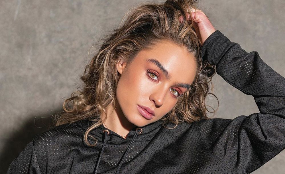 10. The Best Blonde Hair Looks from Sommer Ray's Instagram - wide 5