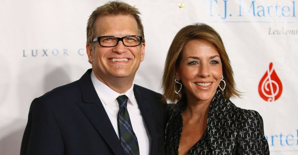 Drew Carey and Nicole Jaracz