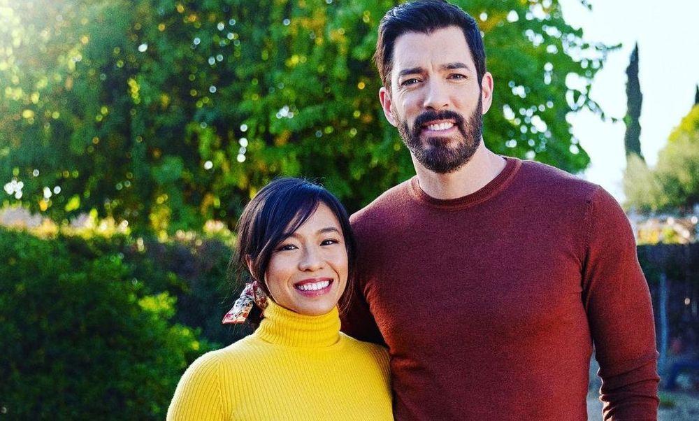 Drew Scott and Linda Phan