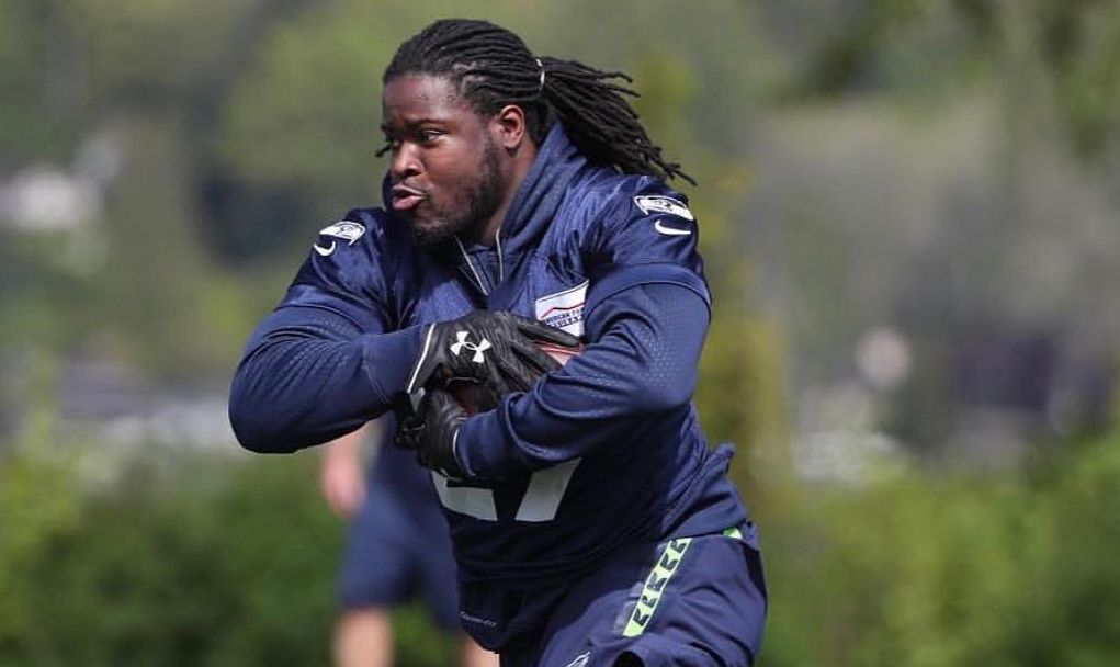 P90X founder calls Eddie Lacy a genetic freak, says working out