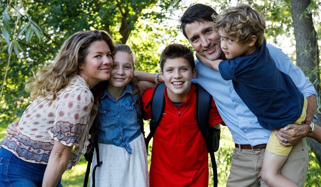 Justin Trudeau, Sophie Grégoire Trudeau and their children