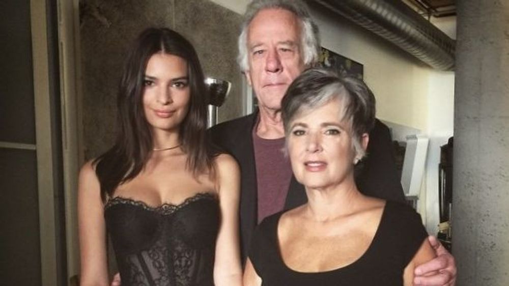 Emily Ratajkowski parents